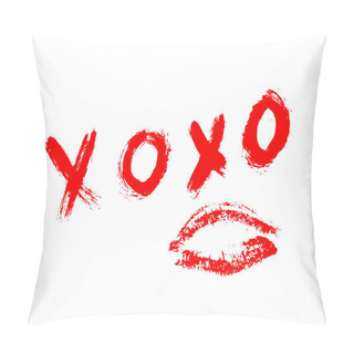 Personality  XOXO Hand Written Phrase And Red Lipstick Kiss Isolated On White Background. Hugs And Kisses Sign. Grunge Brush Lettering XO. Easy To Edit Template For Valentines Day Greeting Card, Banner, Poster Pillow Covers