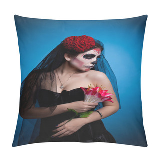 Personality  Woman In Skull Face Art Mask All Souls Day Pillow Covers