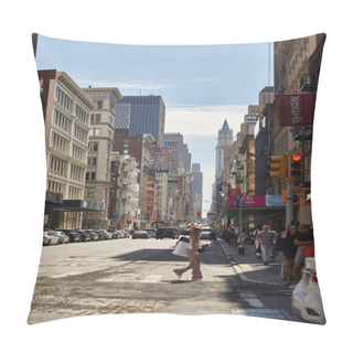 Personality  NEW YORK, USA - NOVEMBER 26, 2022: Traffic And Pedestrians In Rush Hour On Broadway, Streetscape Pillow Covers