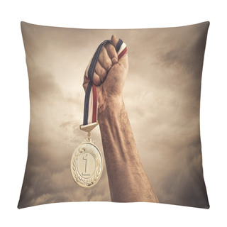 Personality  Award Of Victory Pillow Covers