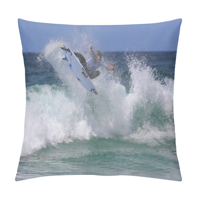 Personality  Australian Open Of Surfing, Lliam Mortensen From Australia Pillow Covers