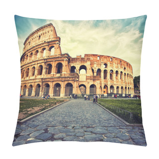 Personality  Colosseum Pillow Covers