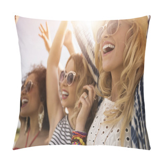 Personality  Happy Women Dancing At The Music Festival. Pillow Covers