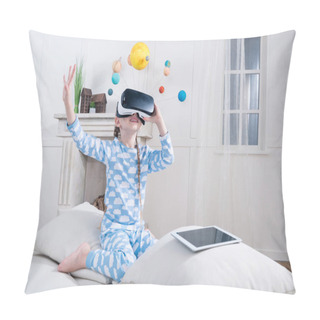 Personality  Girl In Virtual Reality Headset  Pillow Covers