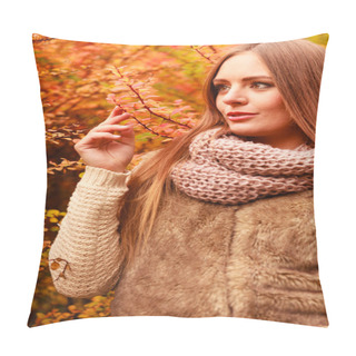 Personality  Attractive Woman In The Park. Pillow Covers