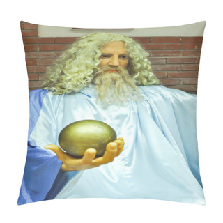 Personality  Wax Statue Of Zeus Pillow Covers