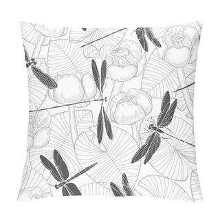 Personality  Seamless Pattern With Lilies  Pillow Covers