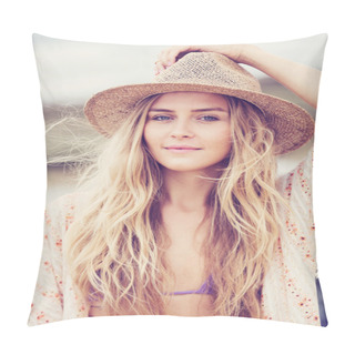 Personality  Beautiful Young Girl, Fashion Vintage Color Pillow Covers