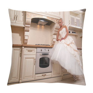 Personality  Beautiful Bride Stands In The Kitchen Pillow Covers