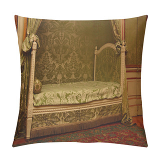 Personality  Bedroom In Palace Pillow Covers