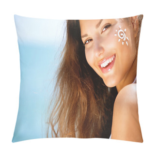 Personality  Beauty Girl Applying Sun Tan Cream Pillow Covers