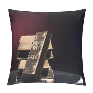 Personality  Stack Of Golden Ingots On Table Against Red Background Pillow Covers