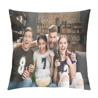 Personality  Young Friends Drinking Beer Pillow Covers