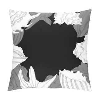 Personality  Vector Summer Beach Seashell Tropical Elements. Frame Border Ornament With Copy Space. Pillow Covers