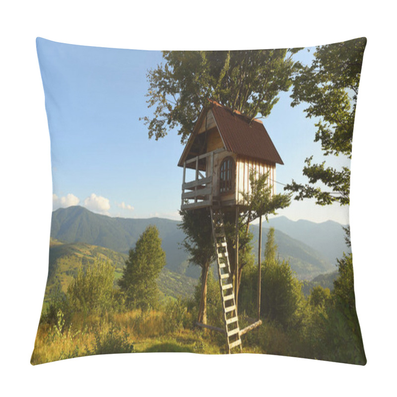 Personality  tree house in the mountains, a children's treehouse pillow covers