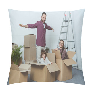 Personality  Happy Family Having Fun With Cardboard Boxes While Moving Home Pillow Covers