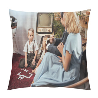 Personality  Parents Sitting On Sofa And Looking At Adorable Children Playing At Home, 50s Style   Pillow Covers