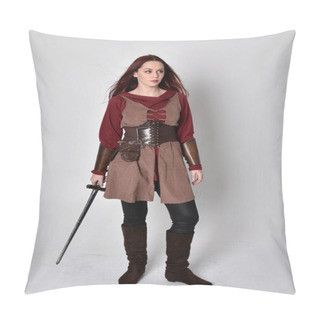 Personality  Full Length Portrait Of Girl Wearing Medieval Costume. Standing Pose Holding A Sword,  Isolated Against A Grey Studio Background. Pillow Covers