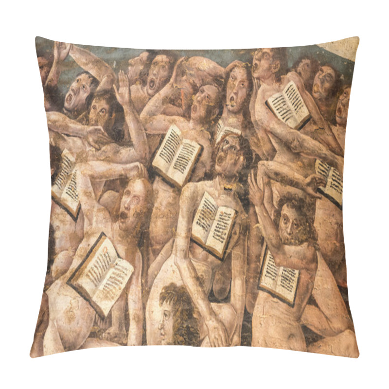 Personality  Albi (France), cathedral interior pillow covers