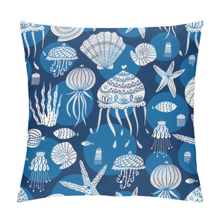Personality   Cute Seamless Patternwith Jellyfish, Shells, Fish, Starfish And Algae. Pillow Covers