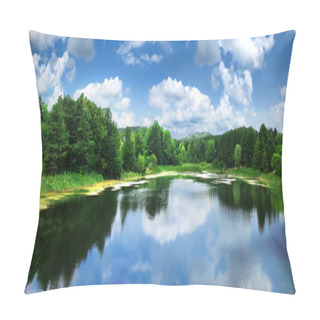Personality  Big Lake On The Top Of The Mountain Pillow Covers