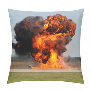 Personality  Giant Explosion Pillow Covers