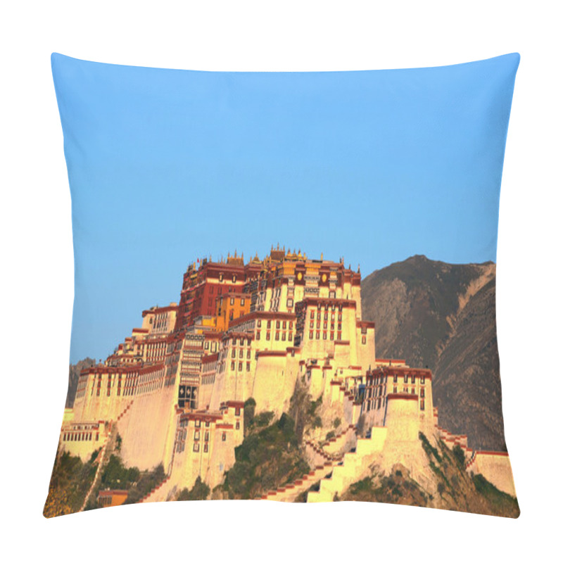 Personality  Landmark Of Potala Palace In Tibet Pillow Covers