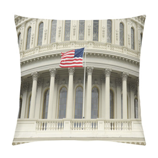 Personality  US Flag On The Dome Of United States Capitol Building Pillow Covers
