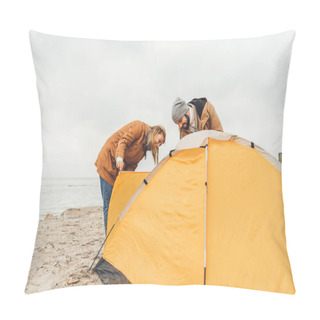 Personality  Couple Looking At Camping Tent Pillow Covers