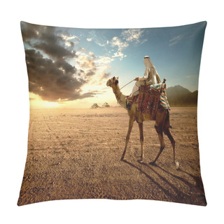 Personality  Bedouin At Sunset Pillow Covers