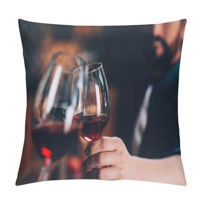 Personality  Friends Drinking Red Wine Pillow Covers