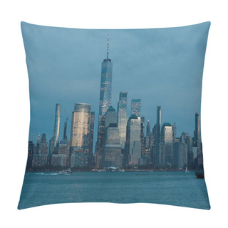 Personality  Scenic View Of Hudson River Harbor And Skyscrapers Of Manhattan Financial District In Dusk Pillow Covers