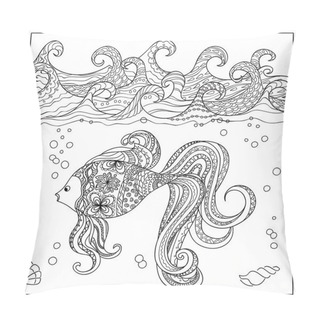 Personality  Goldfish In The Ocean Pillow Covers