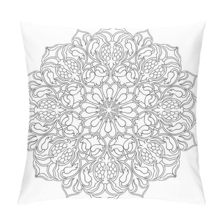 Personality  Ornamental Floral Mandala. Pillow Covers