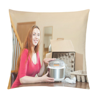 Personality  Woman With Electric Slow Cooker Pillow Covers