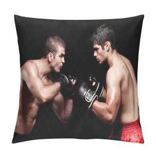 Personality  Mixed Martial Artists Before A Fight Pillow Covers