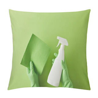 Personality  Top View Of Housekeeper In Rubber Gloves Holding Rag And Spray Bottle On Green  Pillow Covers