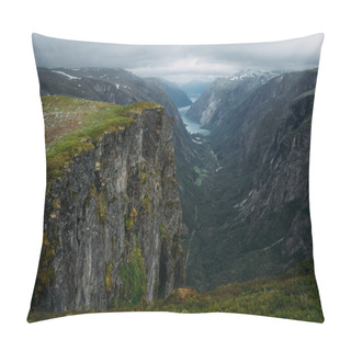 Personality  View Of Rocks And Grassy Cliff, Mountain River On Background, Norway, Hardangervidda National Park Pillow Covers