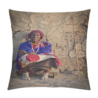 Personality  Portrait Of Tribeswoman Kenya, Africa Pillow Covers
