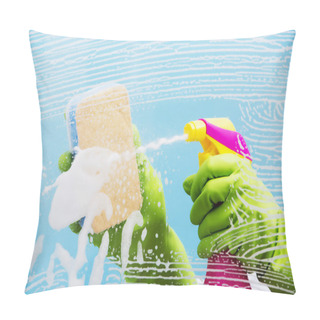 Personality  Cleaning - Cleaning Pane With Detergent Pillow Covers