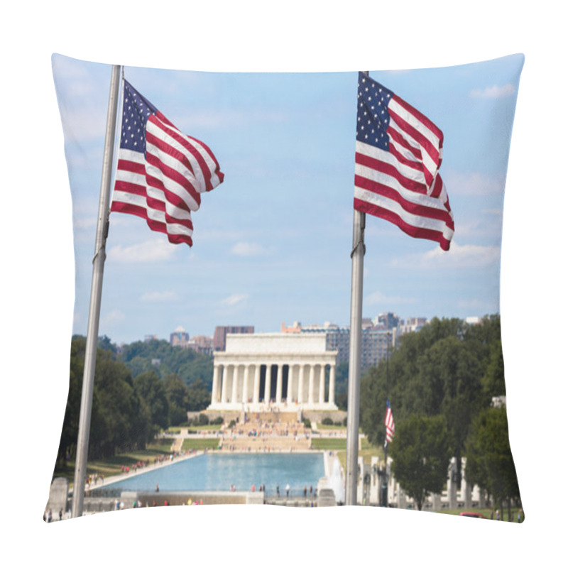 Personality  Lincoln memorial from the Washington monument pillow covers