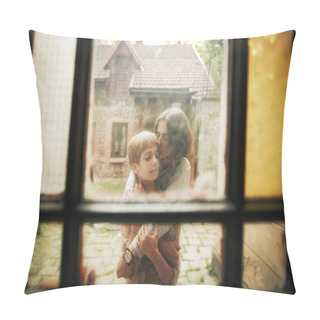 Personality  Young Romantic Couple In Backyard Pillow Covers