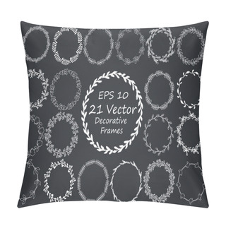 Personality  Floral Frame. Round Handdrawn Wreaths. Pillow Covers