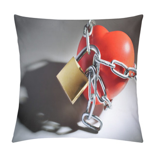 Personality  Solitude Pillow Covers