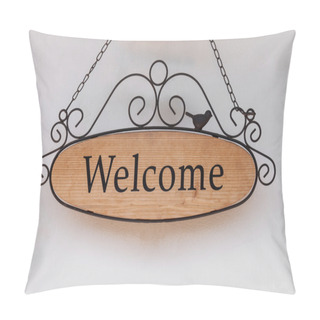 Personality   Wood Welcome Sign Hanging On Wall Pillow Covers