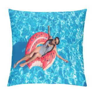 Personality  Asian Woman On Inflatable Donut In Pool Pillow Covers