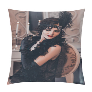 Personality  Portrait In Retro Flapper Style Pillow Covers