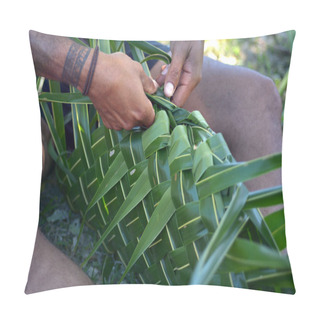 Personality  Fijian Man Preparing A Basket Mad Out Of Palm Tree Leaves Full W Pillow Covers