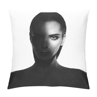 Personality Surrealistic Young Lady With Shadow On Her Body Pillow Covers
