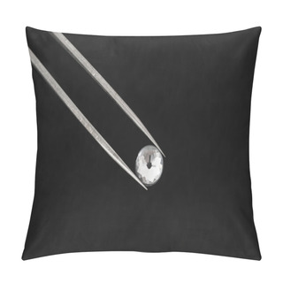 Personality  Diamond Held With Tweezers Pillow Covers